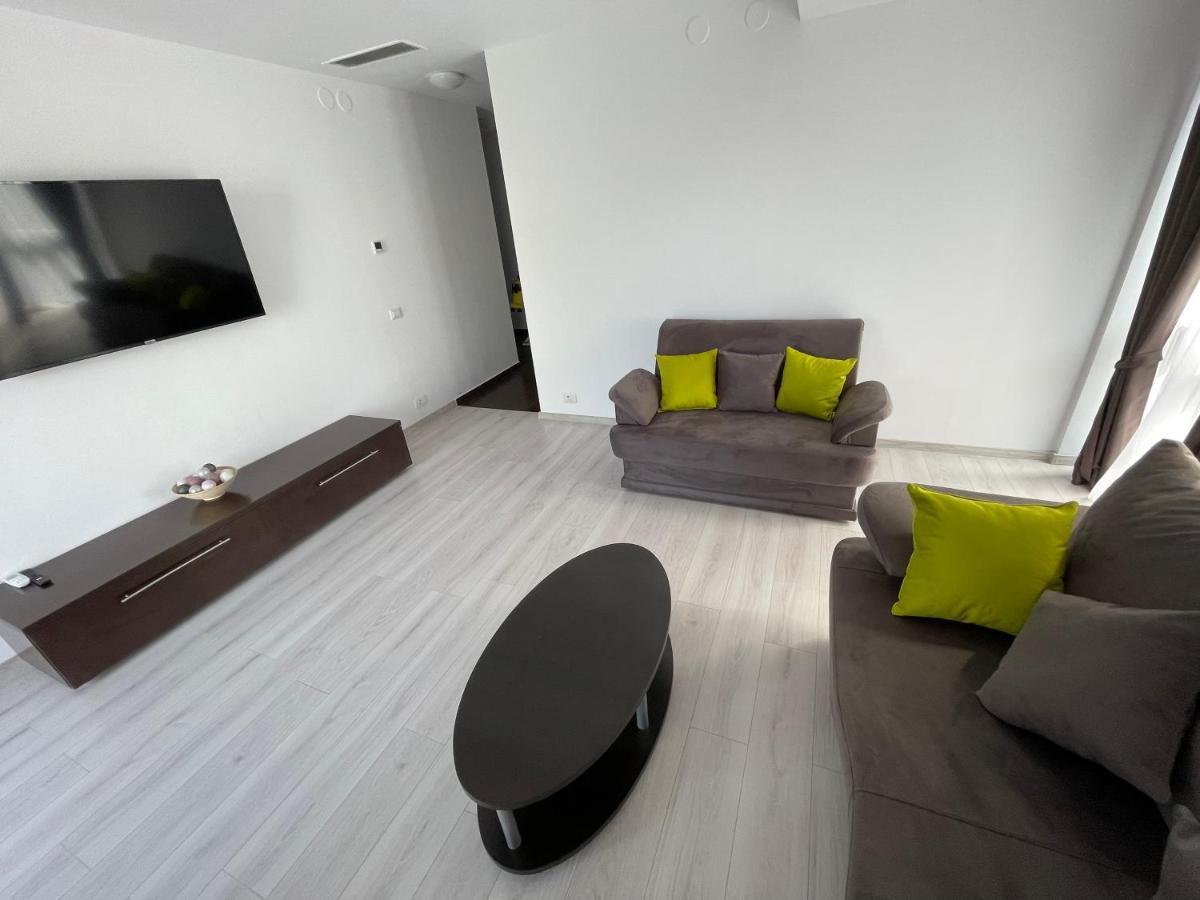 Coralia Luna Park Apartments Mamaia Exterior photo